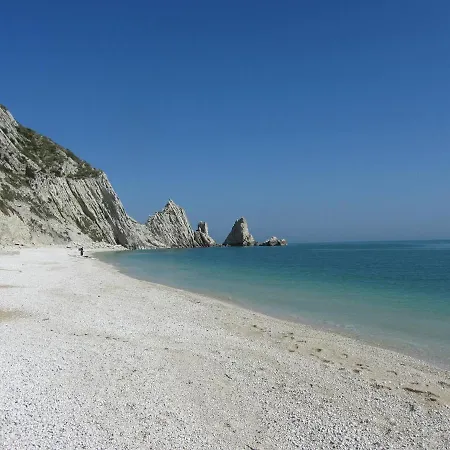 Esclusiva Vicino La Riviera Del Conero * أوزيمو
